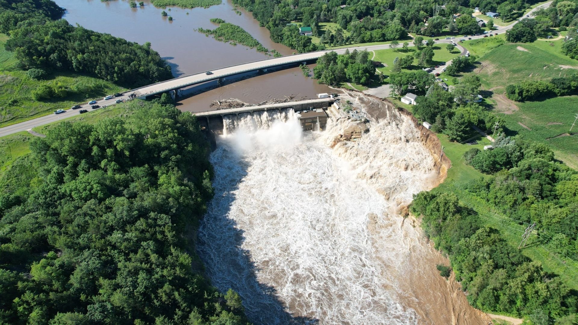 Major Dam Faces Imminent Failure As Flooding Ravages Midwest